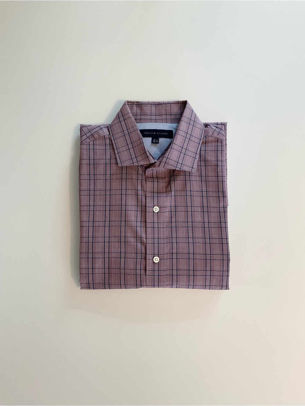 NWOT Tommy Hilfiger Men's Light Burgundy Plaid Button Down Size 15-1/2 32-33